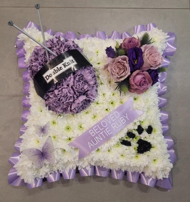 Knitting Tribute on Cushion