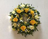 Yellow and white loose wreath