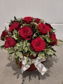 12 Red Rose Hatbox